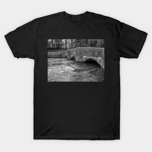 Sheepwash Bridge, Ashford in the Water, UK T-Shirt